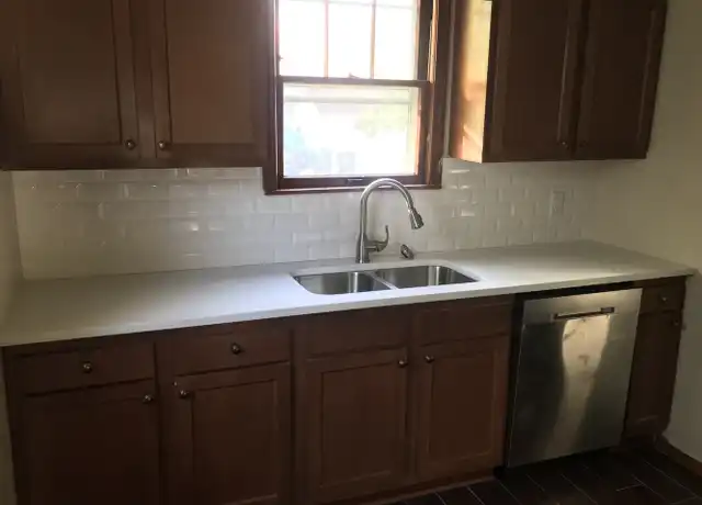 Property at 3743 Newton Ave N, Minneapolis, MN, 55412, 3 beds, 1 bath, [object Object]