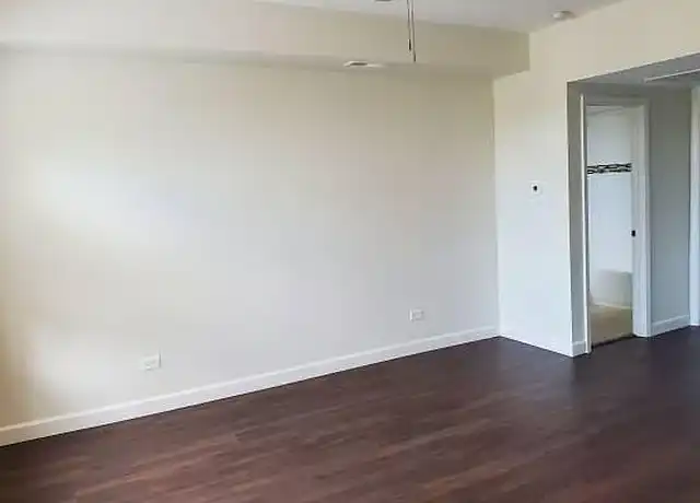 Property at 11 S Chester Ave, Park Ridge, IL, 60068, 2 beds, 1 bath, [object Object]