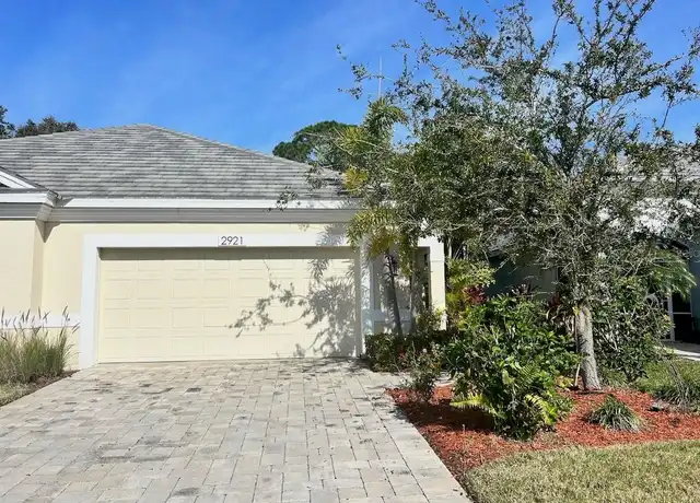 Property at 2921 Trustee Ave, Sarasota, FL, 34243, 2 beds, 2 baths, [object Object]