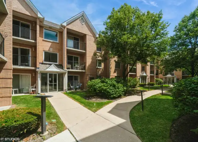 Property at 8700 W Evelyn Ln #202, Chicago, IL, 60656, 2 beds, 2 baths, [object Object]