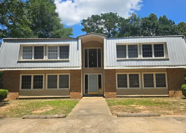 Property at 223 Weeks Dr Unit 4, Enterprise, AL, 36330, 2 beds, 1 bath, [object Object]