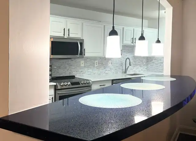 Property at 309 Yoakum Pkwy #410, Alexandria, VA, 22304, 2 beds, 2 baths, [object Object]