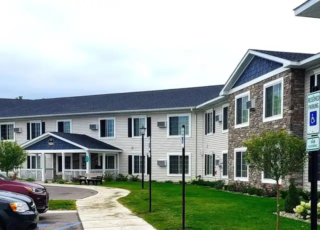 Property at 1401 Crestview Dr, Petoskey, MI, 49770, 1 bed, 1 bath, [object Object]