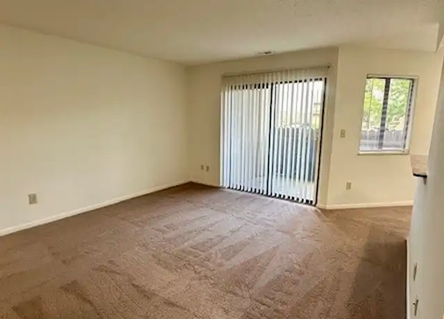 Property at 2205 Hedgerow Rd Unit A, Columbus, OH, 43220, 1 bed, 1 bath, [object Object]