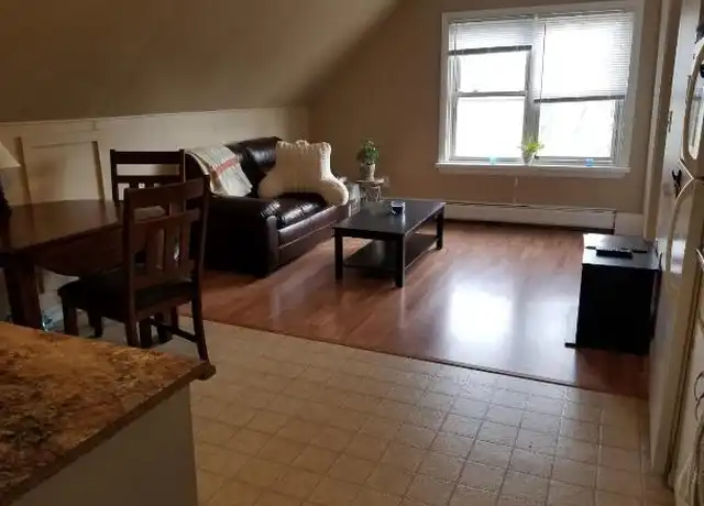 Property at 11 Thatcher St, Bangor, ME, 04401, 1 bed, 1 bath, [object Object]