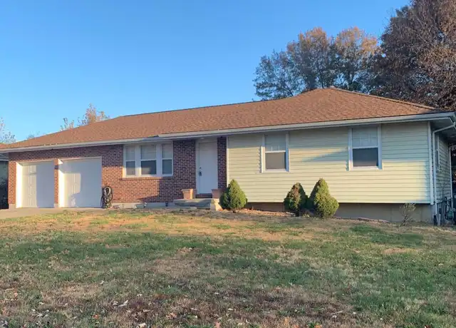 Property at 125 SE 240th Rd, Warrensburg, MO, 64093, 3 beds, 2 baths, [object Object]