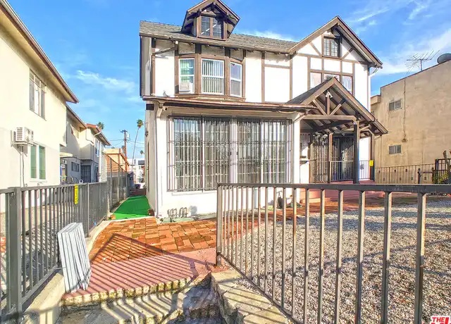 Property at 336 S Wilton Pl, Los Angeles, CA, 90020, 2 beds, 1.5 baths, [object Object]
