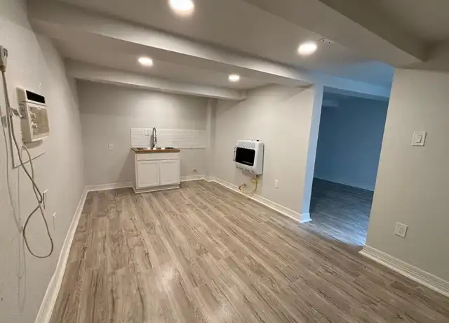Property at 7133 Avenue C Unit 3, Houston, TX, 77011, 1 bed, 1 bath, [object Object]