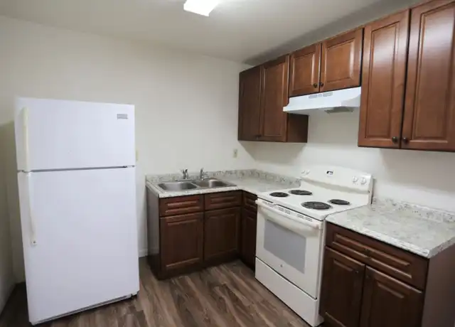 Property at 9817 Stephens St Unit B, Delhi, CA, 95315, 3 beds, 1 bath, [object Object]