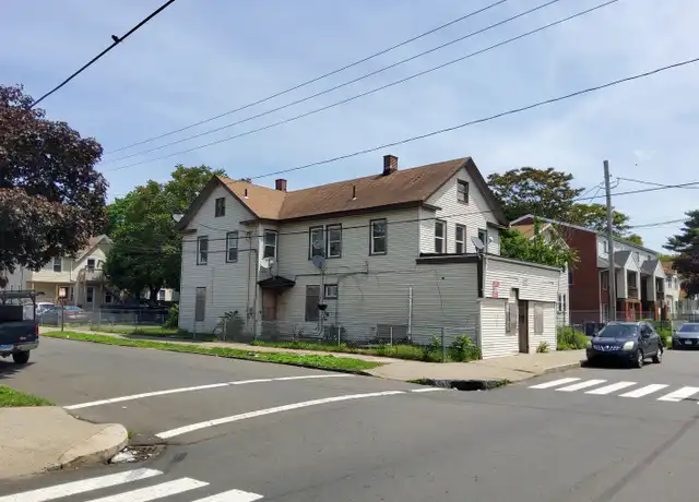 Property at 109 Chapel St Unit 1, New Haven, CT, 06513, 3 beds, 1 bath, [object Object]
