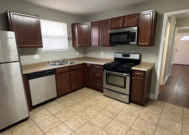 Property at 4907 Loyola Ave Unit 4907, New Orleans, LA, 70115, 3 beds, 1 bath, [object Object]