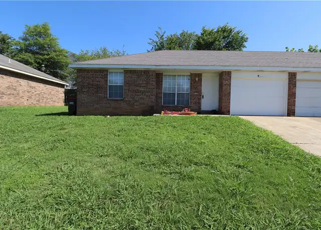 Property at 4240 Delmon Ln Unit B, Springdale, AR, 72762, 2 beds, 1 bath, [object Object]