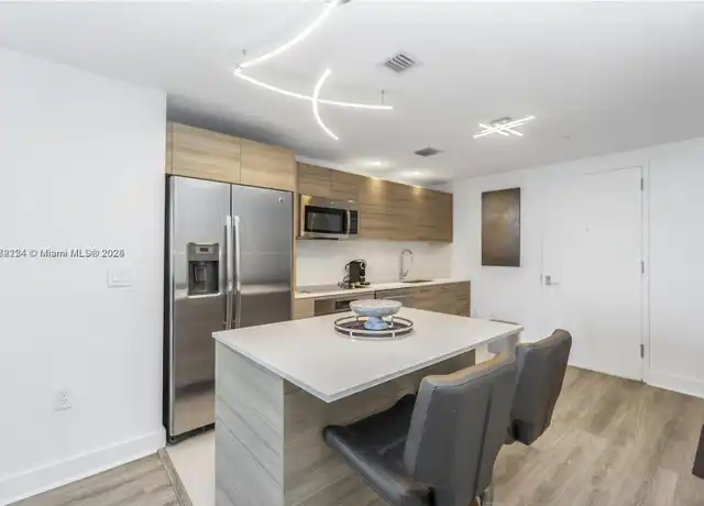 Property at 121 NE 34th St #1614, Miami, FL, 33137, 1 bed, 1 bath, [object Object]