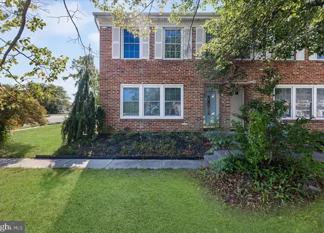 Property at 19 Lebia Ct, Sewell, NJ, 08080, 3 beds, 1.5 baths, [object Object]