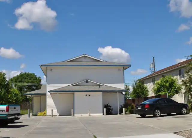 Property at 1824 W Crouse St #3, Moses Lake, WA, 98837, 2 beds, 1 bath, [object Object]