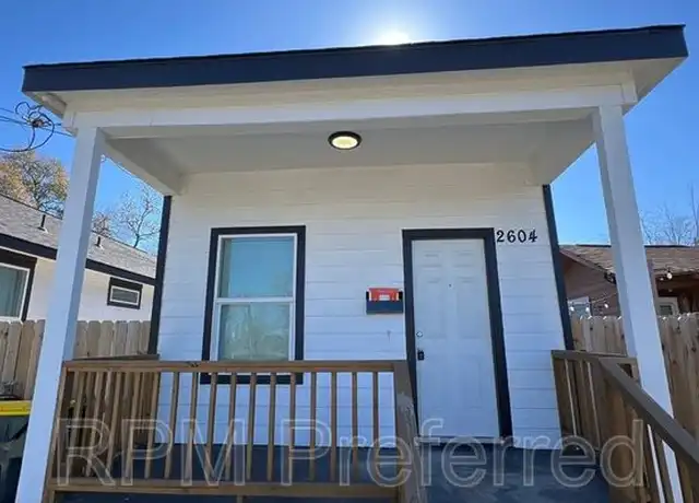 Property at 2604 Mills St, Houston, TX, 77026, 2 beds, 2 baths, [object Object]
