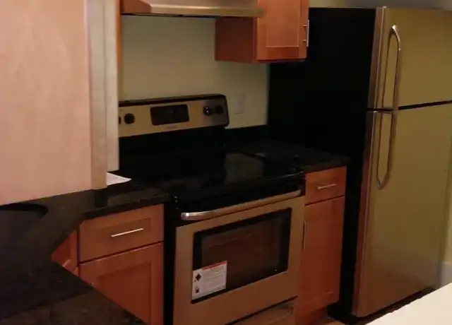 Property at 10 Centennial Pl Unit 16-1, Framingham, MA, 01701, 1 bed, 1 bath, [object Object]