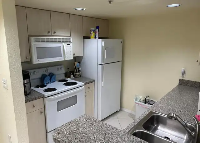 Property at 1801 N Flagler Dr #538, West Palm Beach, FL, 33407, 1 bed, 1 bath, [object Object]