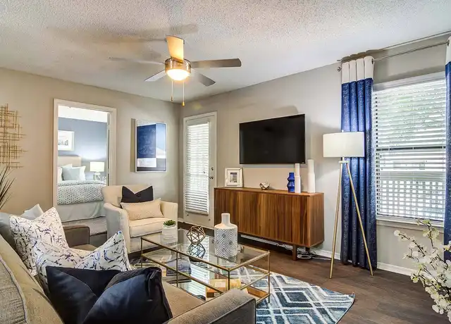 Property at Clairmont Reserve Apartment Homes - 1575 Clairmont Rd, Decatur, GA, 30033, 1-2 bed, 1-2 bath, [object Object]