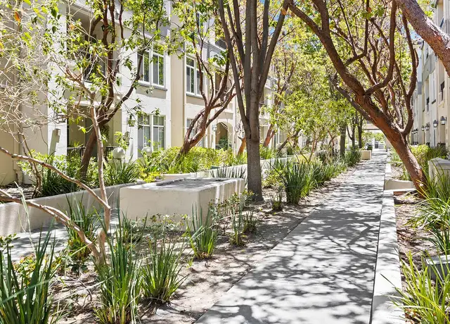 Photo of 1101 Park Pl, San Mateo, CA 94403