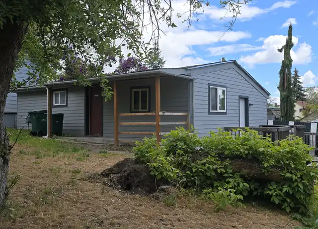 Property at 1934 Worden Ave Unit 2, Klamath Falls, OR, 97601, 2 beds, 1 bath, [object Object]