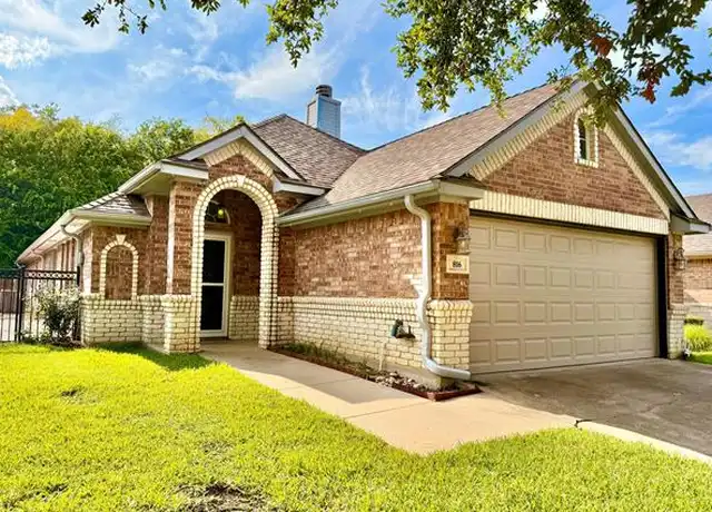 Property at 816 Claycourt Cir, Fort Worth, TX, 76120, 3 beds, 3 baths, [object Object]