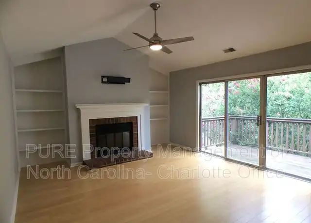 Property at 3302 Selwyn Farms Ln #11, Charlotte, NC, 28209, 1 bed, 1 bath, [object Object]