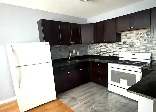 Property at 5666 N Ridge Ave, Chicago, IL, 60660, 1 bed, 1 bath, [object Object]