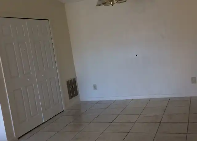 Property at 5213 Via Hacienda Cir #307, Orlando, FL, 32839, 2 beds, 2 baths, [object Object]