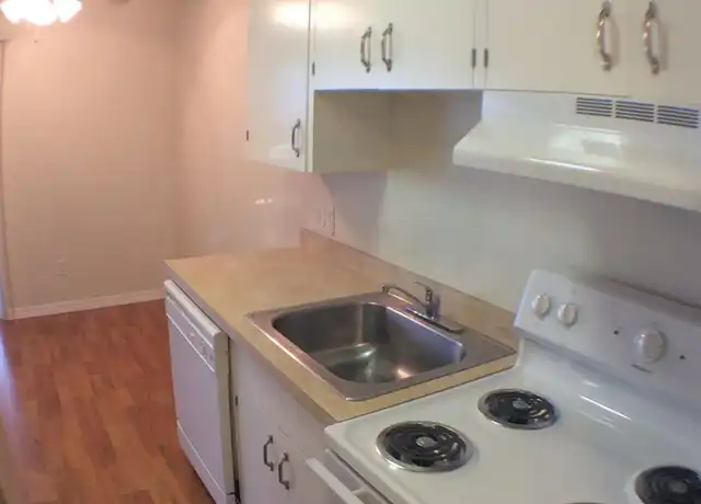 Property at 11345 SE 27th Ave Unit 2621A, Milwaukie, OR, 97222, 1 bed, 1 bath, [object Object]