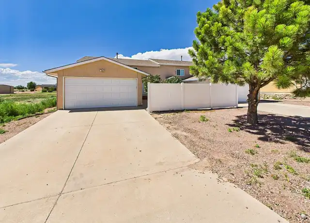 Property at 939 S Sweetwater Dr Unit 939, Pueblo West, CO, 81007, 3 beds, 2 baths, [object Object]