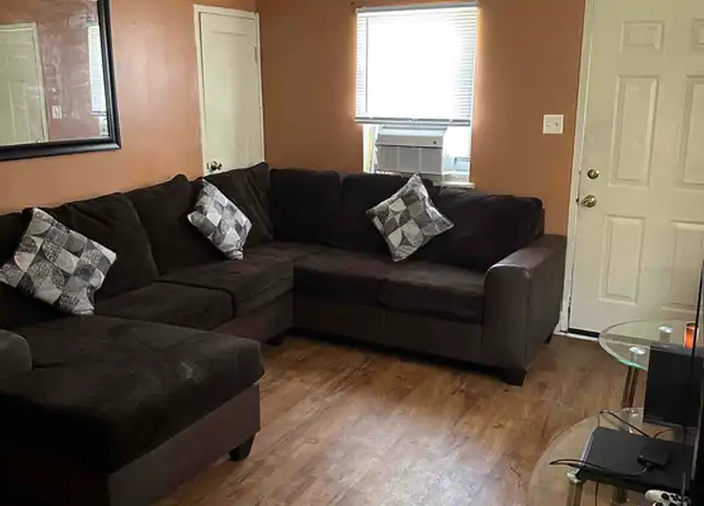 Property at 1275 Farley Dr, Indianapolis, IN, 46214, 2 beds, 1 bath, [object Object]