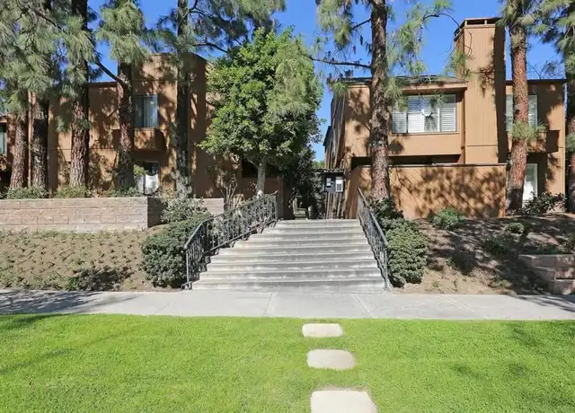 Property at 91 Arlington Dr #10, Pasadena, CA, 91105, 2 beds, 2.5 baths, [object Object]