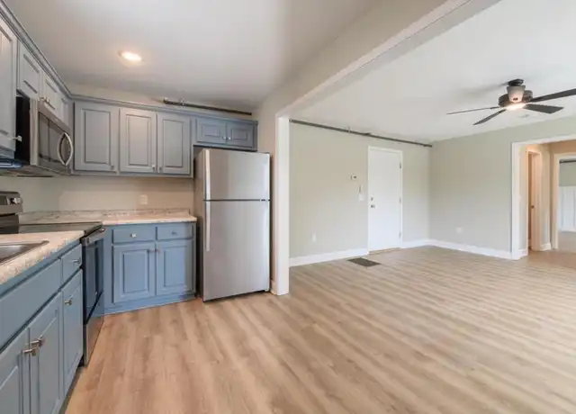 Property at 214 S College St Unit 5, Statesboro, GA, 30458, 1 bed, 1 bath, [object Object]
