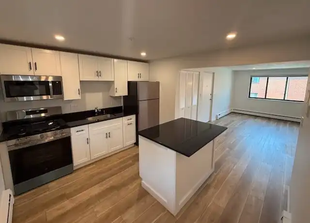 Property at 10 Colonial Dr Unit 4B, Andover, MA, 01810, 0 beds, 1 bath, [object Object]