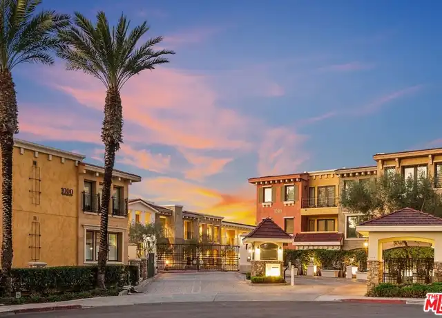 Property at 1000 Genter St #304, La Jolla, CA, 92037, 3 beds, 3.5 baths, [object Object]