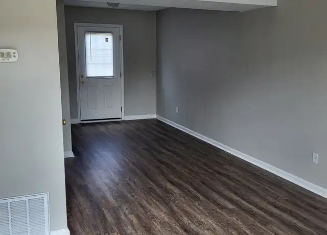 Property at 947 Villa Dr Unit 11, Richmond, KY, 40475, 2 beds, 1 bath, [object Object]