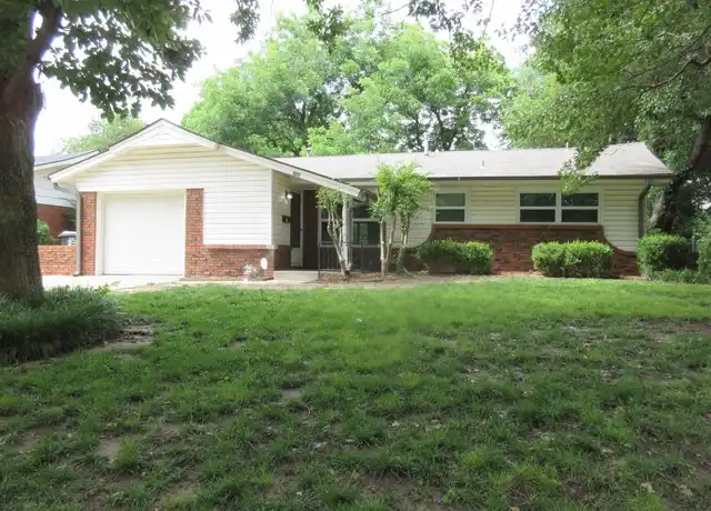 Property at 1215 Glenwood St, Norman, OK, 73069, 3 beds, 1.5 baths, [object Object]