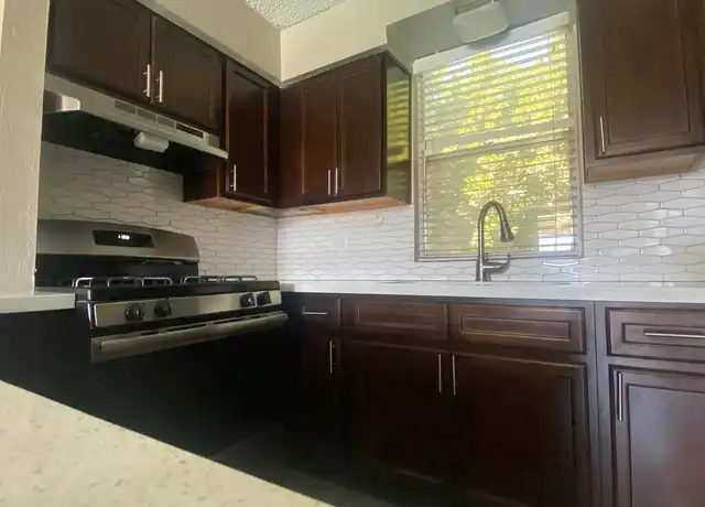 Property at Scottsdale 5th Avenue - 6405 E Indian School Rd, Scottsdale, AZ, 85251, 0-1 beds, 1 bath, [object Object]