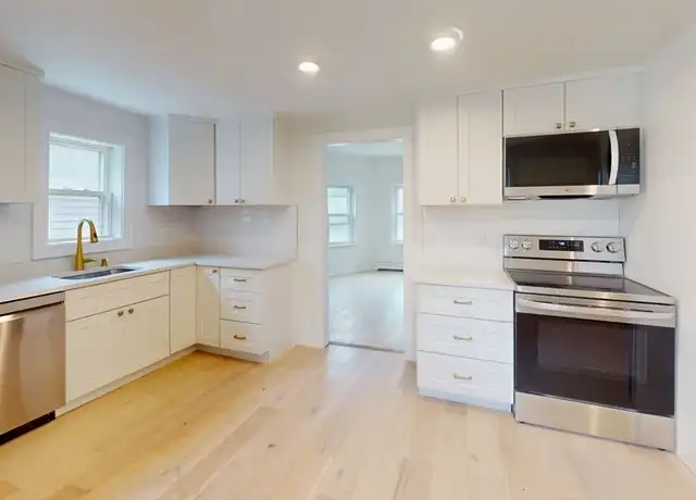 Property at 71 Water St Unit 1, Quincy, MA, 02169, 2 beds, 1.5 baths, [object Object]