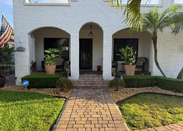 Property at 2271 SW 25th St Unit 2271, Miami, FL, 33133, 3 beds, 1 bath, [object Object]