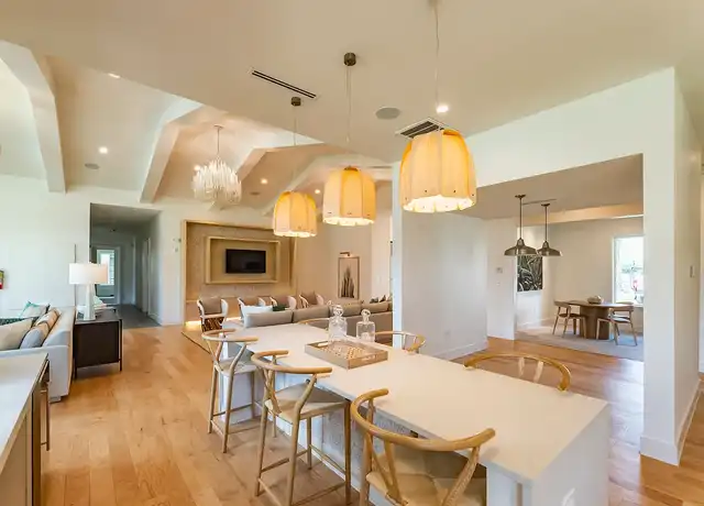 Property at 3800 La Sienna Pkwy, Edinburg, TX, 78542, 1-2 bed, 1-2 bath, [object Object]