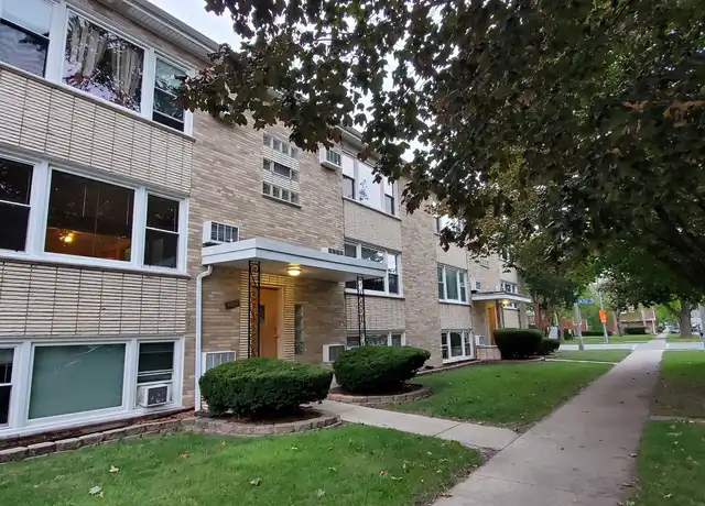 Property at 6807 13th St Apt 1W, Berwyn, IL, 60402, 1 bed, 1 bath, [object Object]