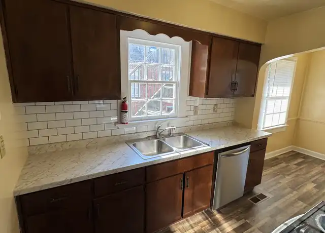 Property at 1313 Virginia St, Columbus, GA, 31901, 3 beds, 1 bath, [object Object]