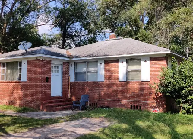 Property at 8253 Lexington Dr, Jacksonville, FL, 32208, 3 beds, 1 bath, [object Object]
