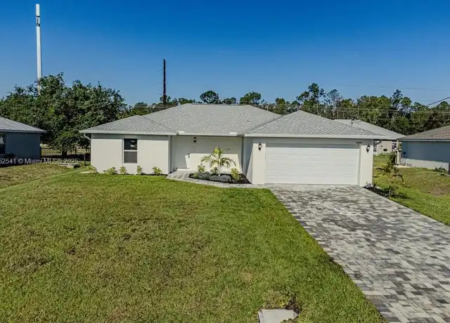 Property at 3334 NE 8th Pl, Cape Coral, FL, 33909, 4 beds, 3 baths, [object Object]