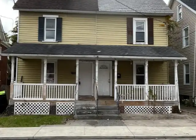 Property at 125 N 1st St, Stroudsburg, PA, 18360, 1 bed, 1 bath, [object Object]