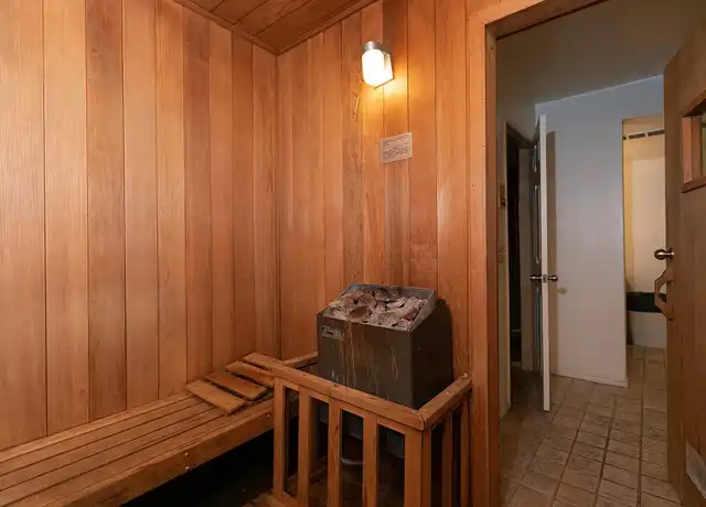 Property at Cloverdale Towers - 340 S Cloverdale Ave, Los Angeles, CA, 90036, 2 beds, 2 baths, [object Object]