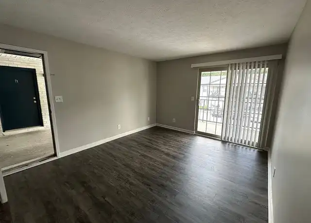 Property at The Brownstone Apartments - 1455 Lascassas Pike, Murfreesboro, TN, 37130, 2 beds, 1 bath, [object Object]