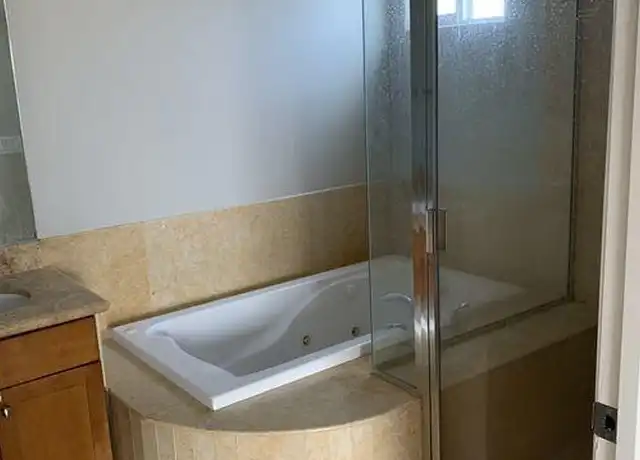 Property at 1238 22nd St #4, Santa Monica, CA, 90404, 3 beds, 3 baths, [object Object]